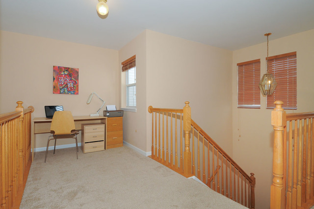 2863 Falling Waters Ln