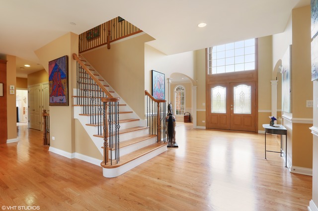 For Sale: 4905 Clover Ct Lake Zurich, IL 60047