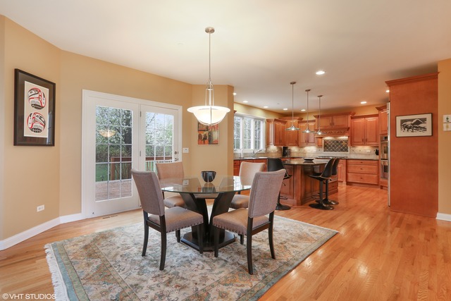 For Sale: 4905 Clover Ct Lake Zurich, IL 60047