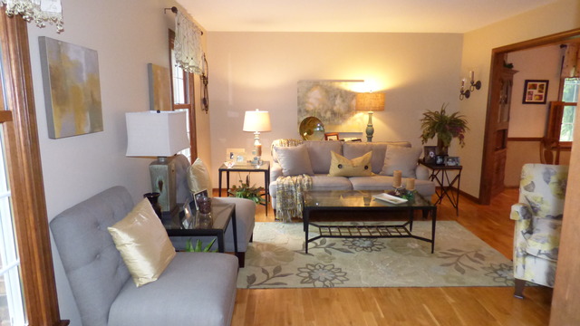 For Sale: 109 Lorraine Dr Lake Zurich, IL 60047