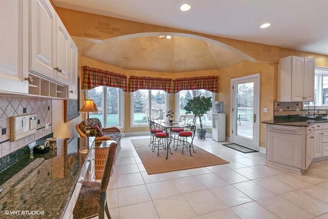 290 Joshua Dr
