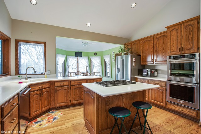 6116 Ojibwa Ln