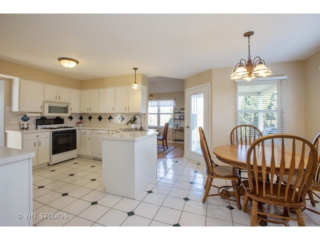 3303 W Skyway Dr