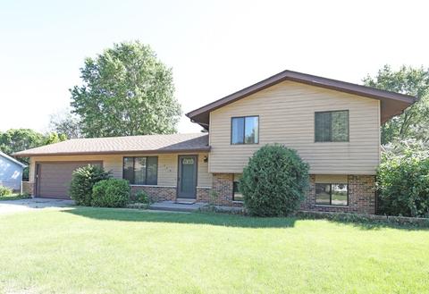 204 Oakton Ct