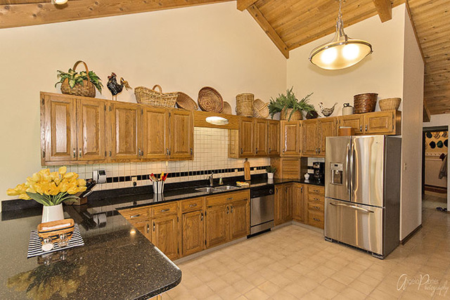 For Sale: 306 Weston Ct Mchenry, IL 60051