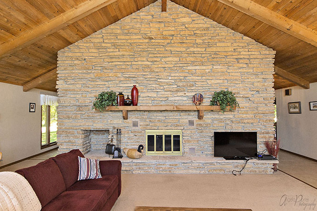 For Sale: 306 Weston Ct Mchenry, IL 60051