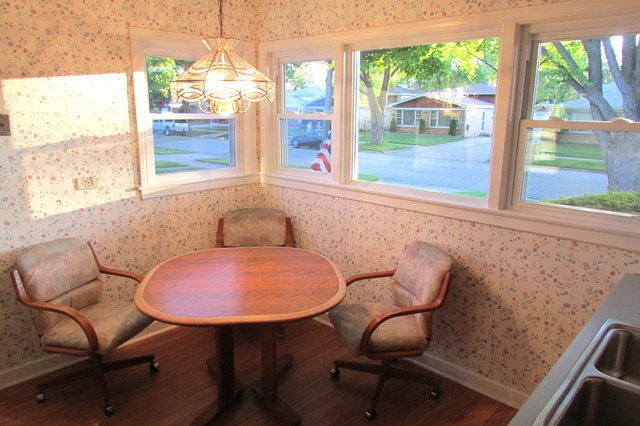 For Sale: 9235 Luna Ave Morton Grove, IL 60053