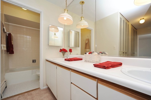 For Sold: 5506 Lincoln Ave #A523 Morton Grove, IL 60053