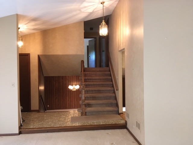 For Sale: 7832 Arcadia St Morton Grove, IL 60053
