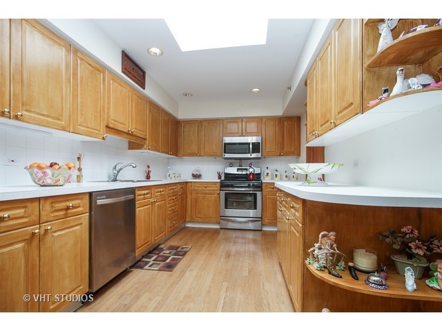 304 N Main St