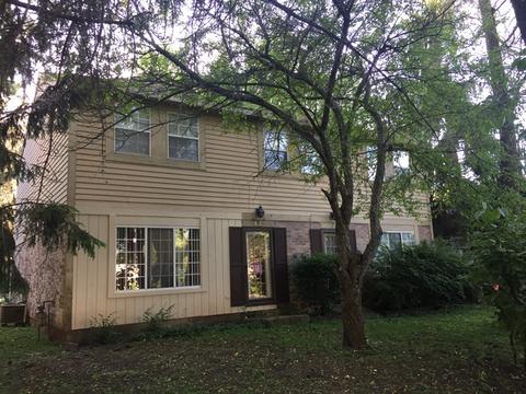 2810 Gateway Cir