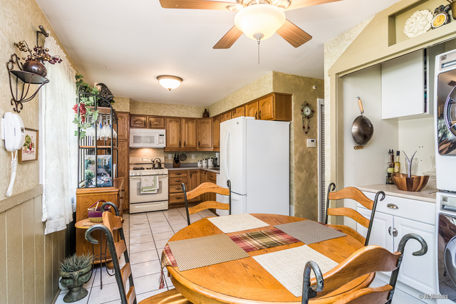 For Sale: Undisclosed Mundelein, IL 60060