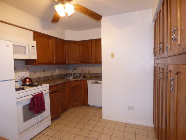 1002 Centurion Ln #5