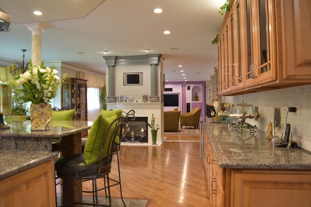 For Sale: 3340 Sunset Trl Northbrook, IL 60062