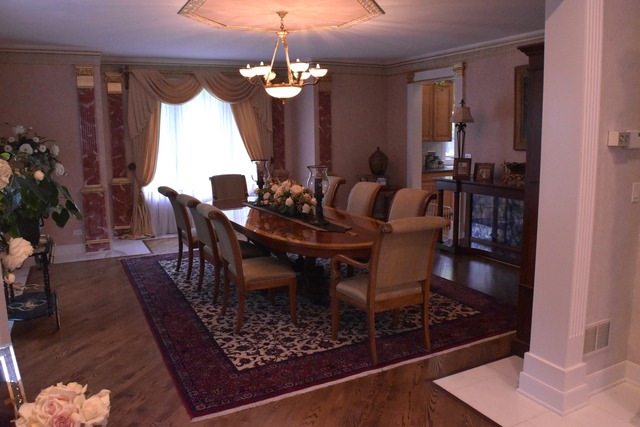 For Sale: 3340 Sunset Trl Northbrook, IL 60062