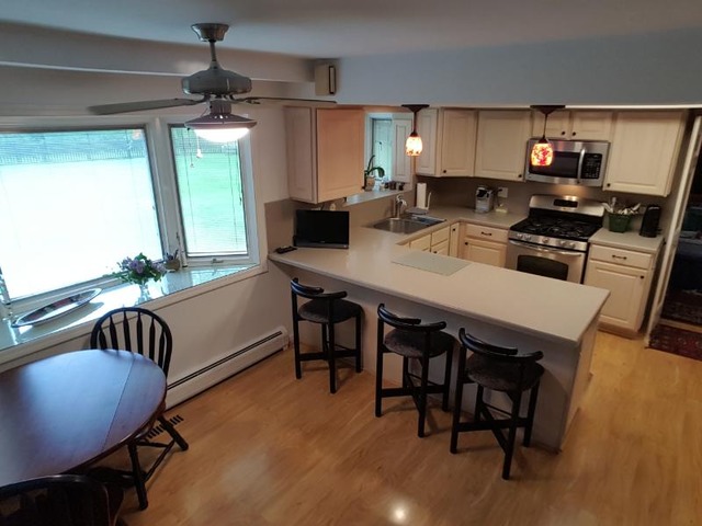 For Sale: 4035 Evergreen Ln Northbrook, IL 60062