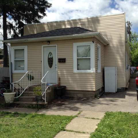 For Sale: 1326 Victoria Ave North Chicago, IL 60064