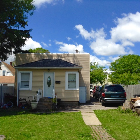 For Sale: 1326 Victoria Ave North Chicago, IL 60064