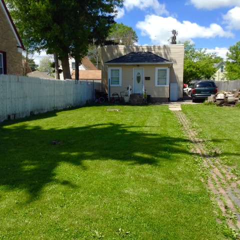 For Sale: 1326 Victoria Ave North Chicago, IL 60064