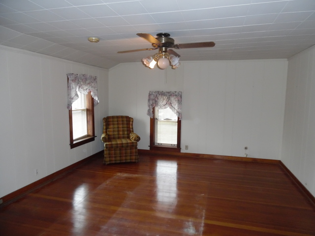 2242 Freeman Ct