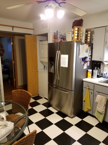235 W Johnson St #1B