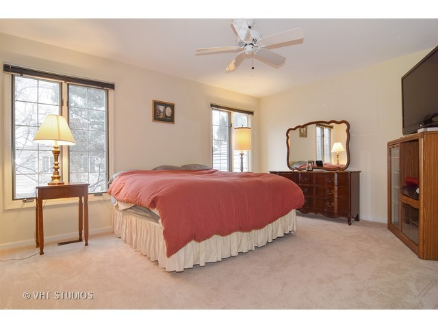 1130 S Parkside Dr