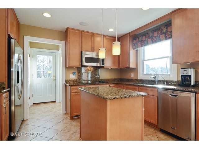 885 W Kelly Ann Dr