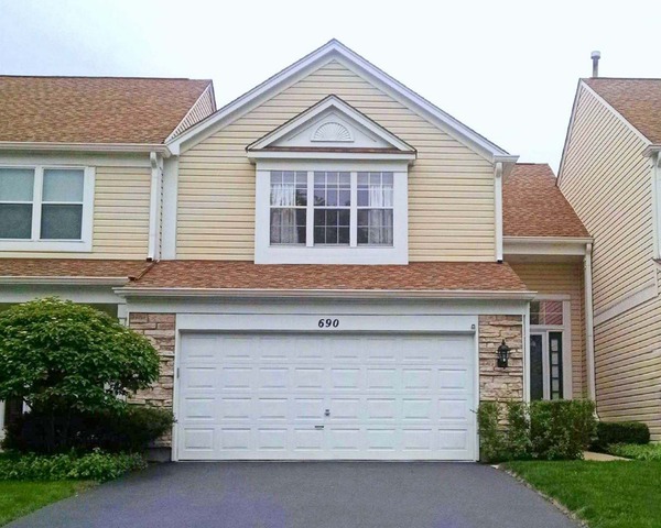 For Sale: 690 N Charter Hall Dr Palatine, IL 60067