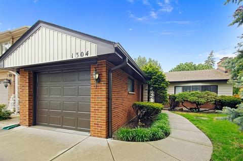1516 W Touhy Ave #A