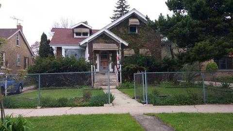 1516 W Touhy Ave #A