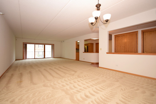 For Sale: 400 S Northwest Hwy #APT 208B Park Ridge, IL 60068