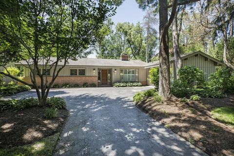 5 Middlesex Ct