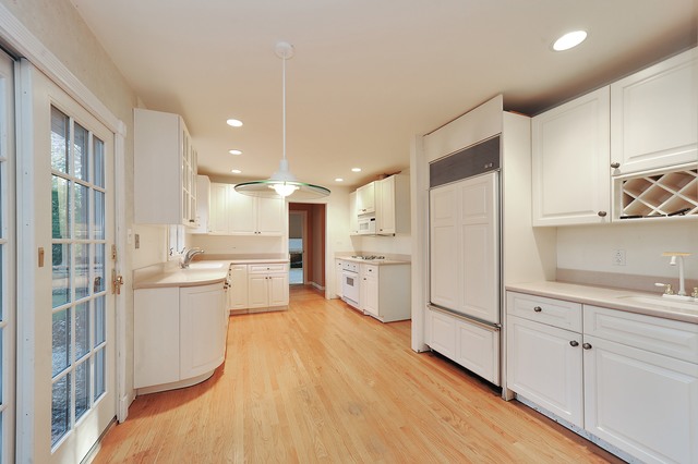 6 Reliance Ln