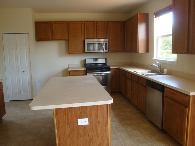 For Sale: 2365 S Arden Ln Round Lake, IL 60073
