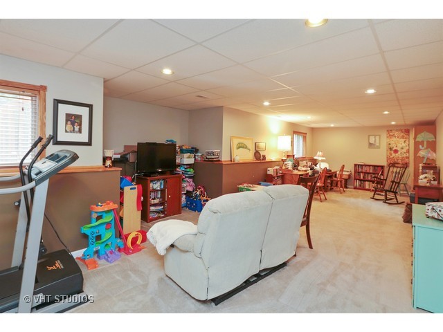 25628 W Brooks Farm Rd