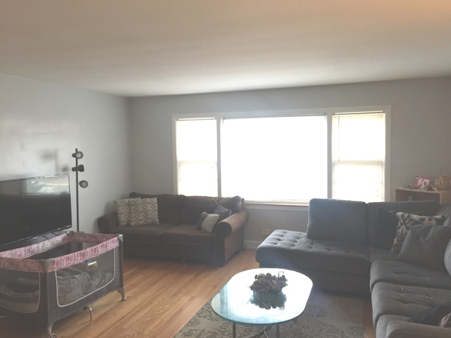 3640 Main St