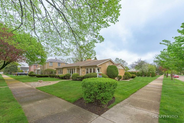 8456 E Prairie Rd