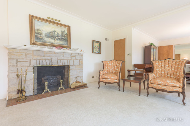8456 E Prairie Rd