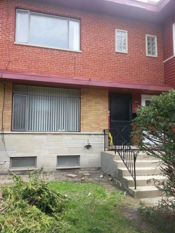 For Sale: 4719 Church St #B Skokie, IL 60076