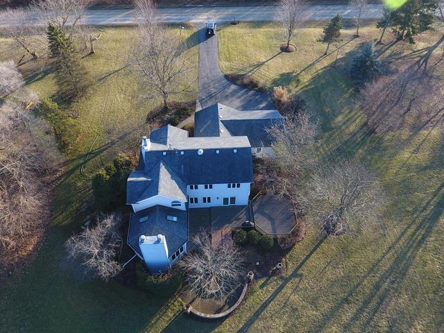 38630 N Burr Oak Ln