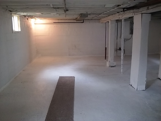 For Sale: 623 N Butrick St Waukegan, IL 60085