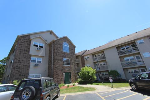 477 Graceland Ave #1E