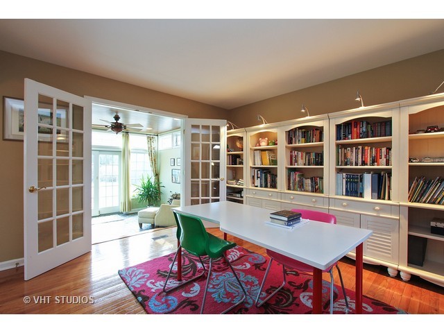 5537 Oak Grove Cir
