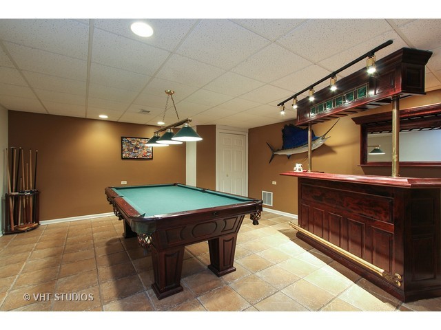 5537 Oak Grove Cir