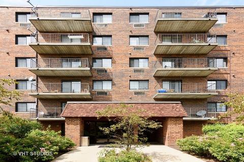 1305 N Baldwin Ct #3C