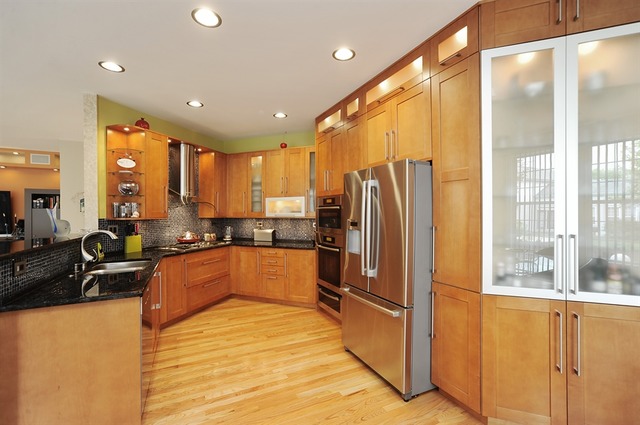 For Sale: 2240 Apple Hill Ct Buffalo Grove, IL 60089