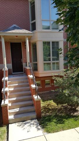 40 Prairie Park Dr #303