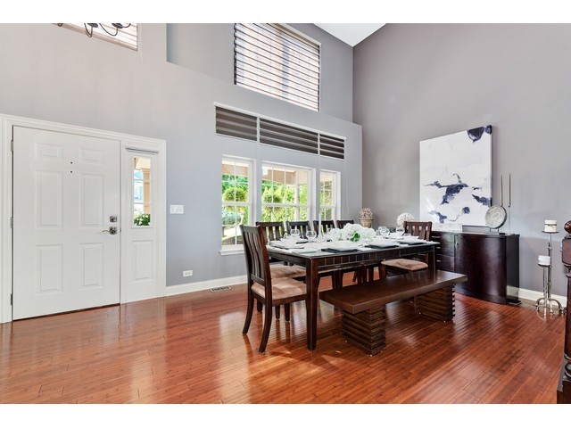 1925 Rochelle Ct