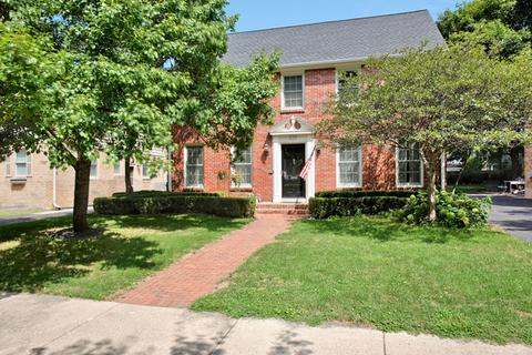 1133 Cherry St