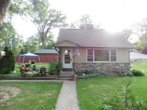 3807 E Lake Shore Dr